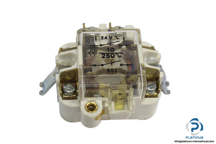 niko-902-remote-control-switch-(used)-1