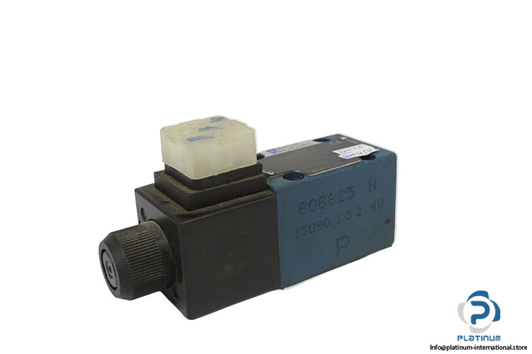 rexroth-R900909559-directional-spool-valve-(New)