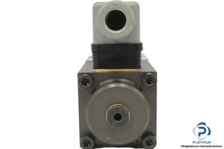 wandfluh-AM22061A-solenoid-operated-poppet-valve-(New)-2