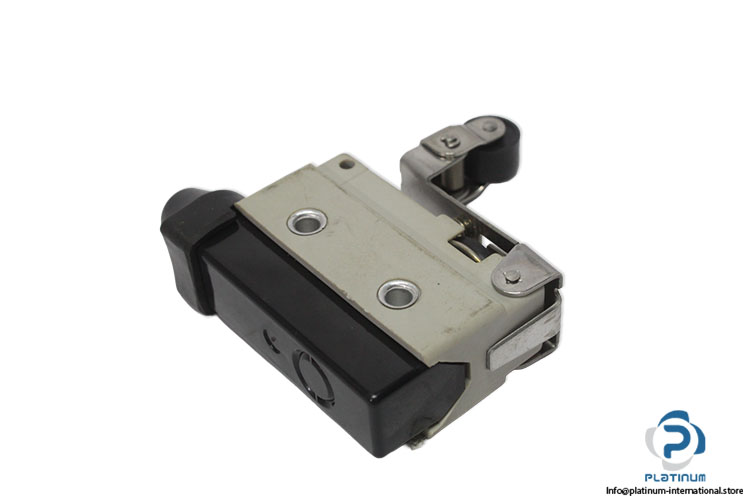 MATSUSHITA-AZ71449-miniature-basic-switch(new)-1