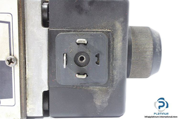 duplomatic-D4P4-S166_30-directional-valve-(Used)-2