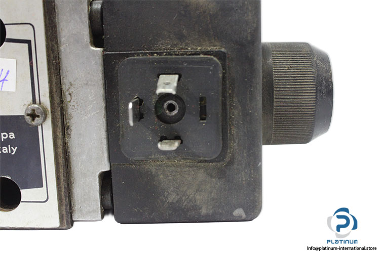 duplomatic-D4P4-S966_30-directional-valve-(Used)-2