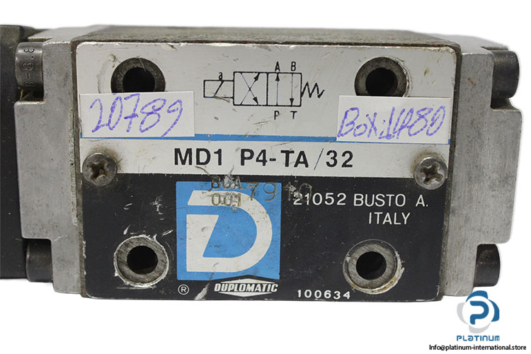 duplomatic-MD1P4-TA_32-directional-valve-(Used)-3