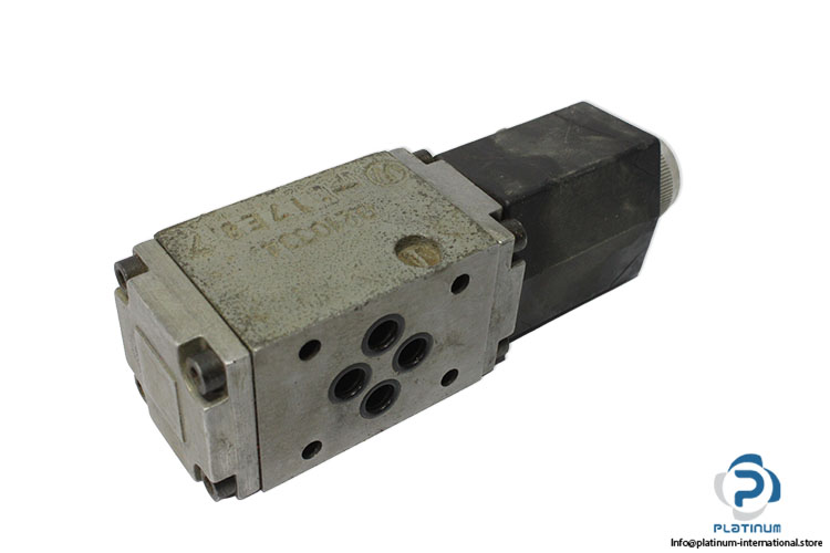 duplomatic-MD1P23-TA_32-directional-valve-(Used)-1
