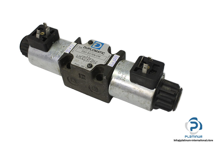 duplomatic-DS3-S3-10N-CM-directional-valve-(Used)
