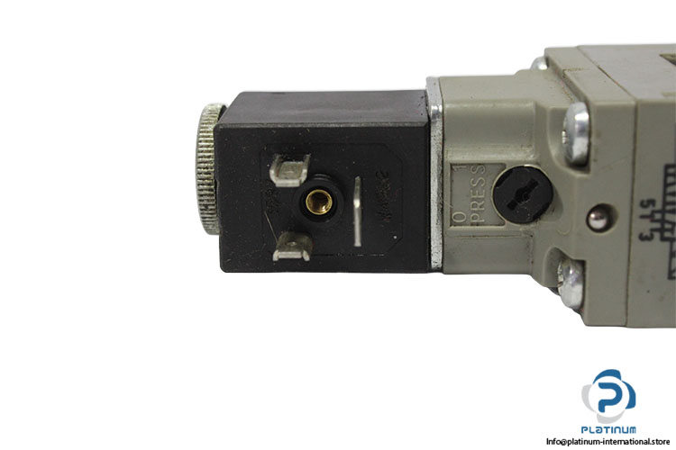 bosch-0820023992-solenoid-valve-(Used)-3