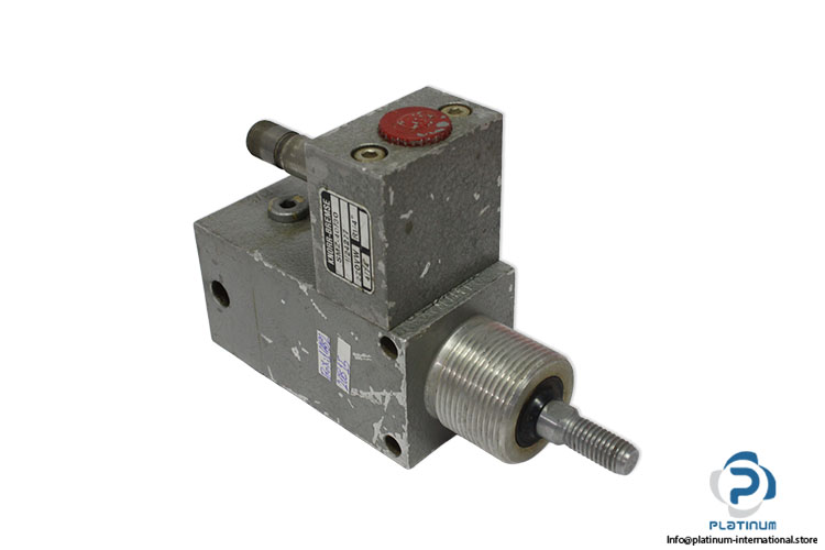 knorr-bremse-SMZ-40-30-pneumatic-actuator-(Used)