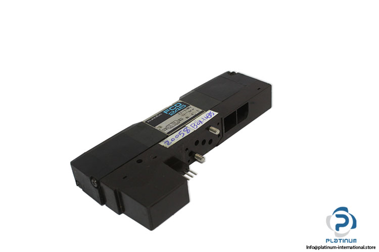 kuroda-FCD245-solenoid-valve-(Used)