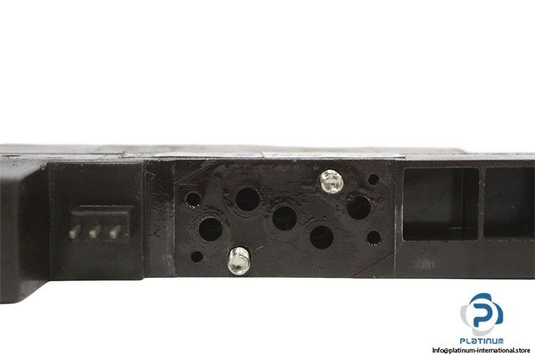 kuroda-FCD245-solenoid-valve-(Used)-2