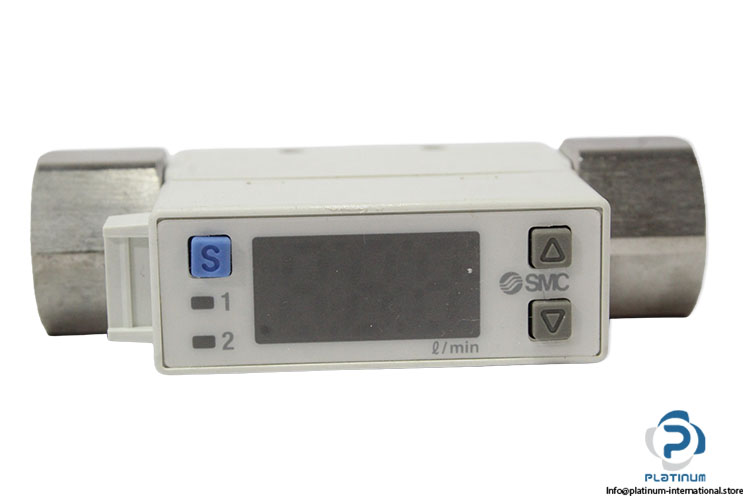 smc-PFM711-F02-F-digital-flow-switch-(New)-2