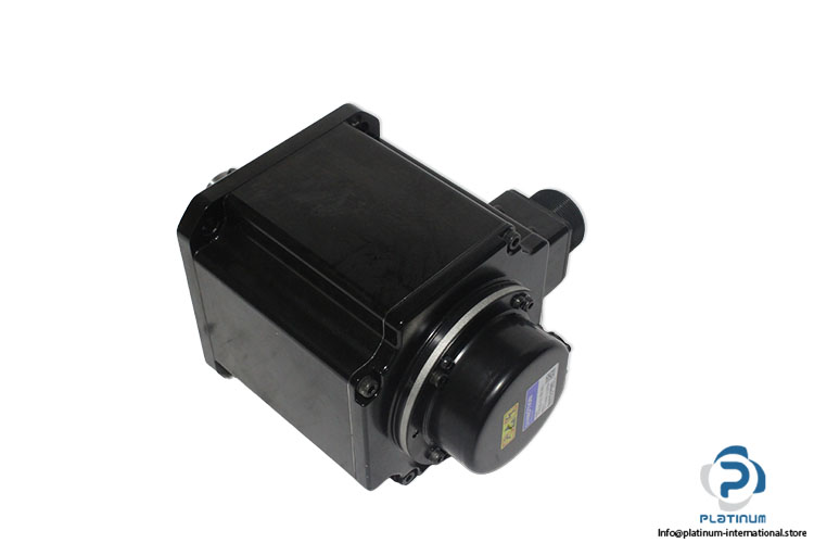 sanyo-denki-R2AA13200LXP00M-ac-servo-motor(new)-1