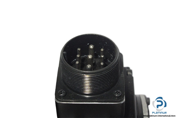 sanyo-denki-R2AA13200LXP00M-ac-servo-motor(new)-3