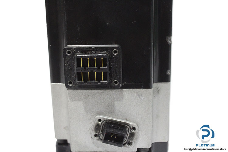sanyo-denki-R2AA06040FCR00M6-ac-servo-motor(used)-3