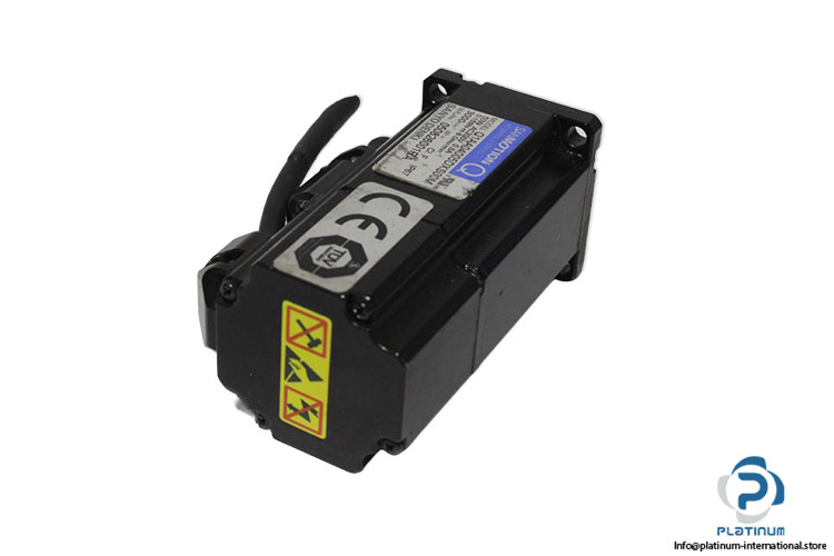 sanyo-denki-Q1AA04005DXS00M-servo-motor(USED)-1