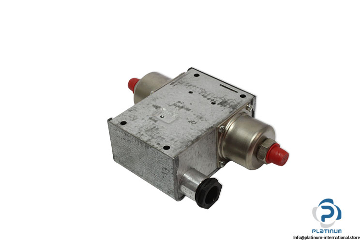 danfoss-MP55A-060B0296-pressure-switch-(New)-1