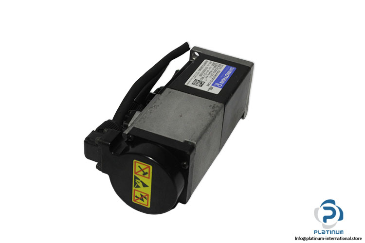 sanyo-denki-R2AA04010FCP1CM6-ac-servo-motor(used)-1