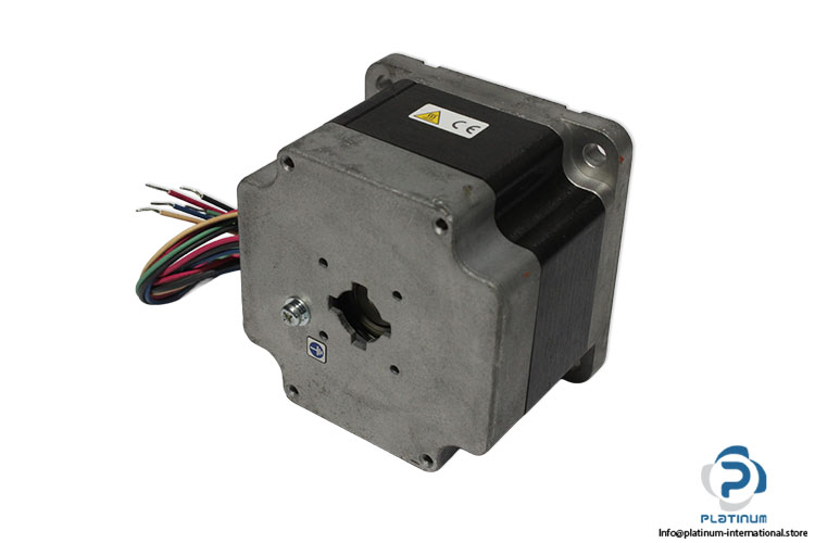 sanyo-denki-SM5861-8241-STEPPER-MOTOR(used)-1