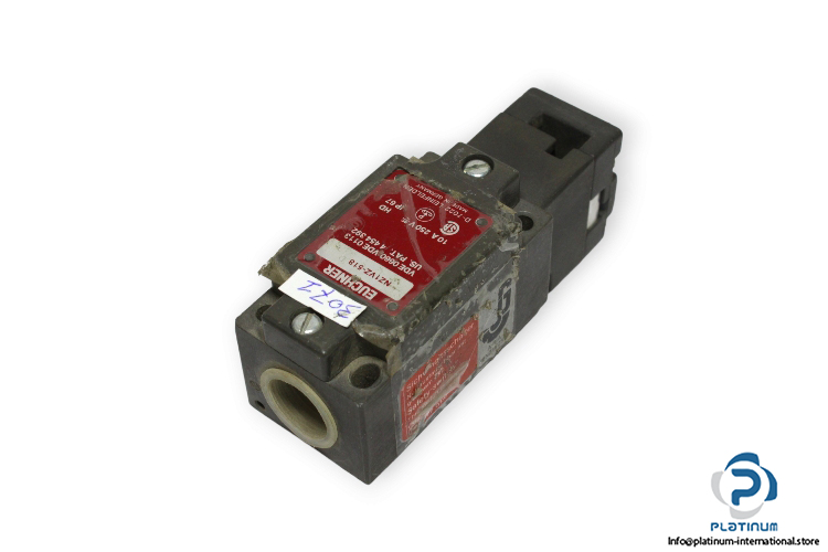 euchner-NZ1VZ-518-safety-switch-(used)