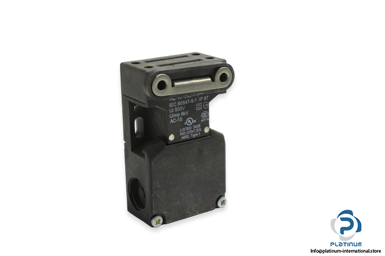 Schmersal-AZ-16-02ZVRK-M20-safety-switch