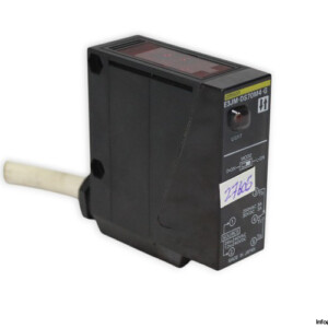 Omron E3JM-DS70M4-G Photoelectric Sensor