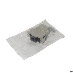 fct-FMK2G-backshells-for-d-sub-connectors-(new)-(package)