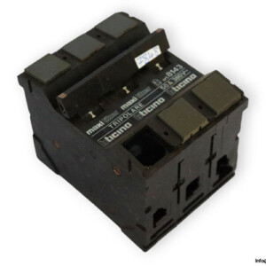 Bticino 8143 / 40 A Circuit Breaker