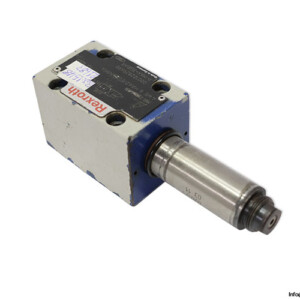 Rexroth R900549534 SOLENOID Operated Directional Valve Without Coil