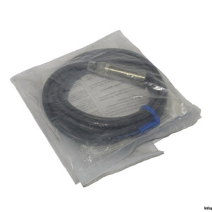 Omron E2B-M12KS04-WZ-B2 Proximity Sensor