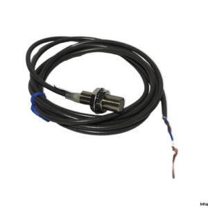Omron E2E-X3D1-N Proximity Sensor