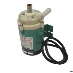 iwaki-MR-15-L02-circulation-pump-(Used)
