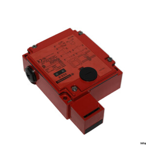 telemecanique-XCSE7311-safety-switch-(New)