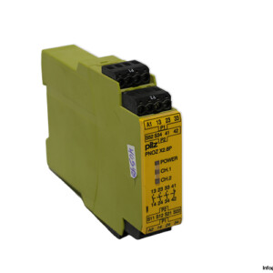 Pilz Pnoz X2.8P 24VACDC 3N/O 1N/C 397518 Safety Relay