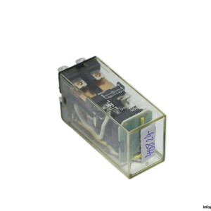 Omron LY2-CR 100/110VAC Plug-IN Power Relay