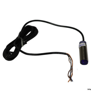Telemecanique XU5-N18PP340 Diffuse Sensor