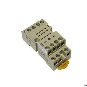 Omron PYF-14A-N Relay Socket